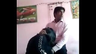 Muslim Aunty Furious alongside her Hindu Boyfriend